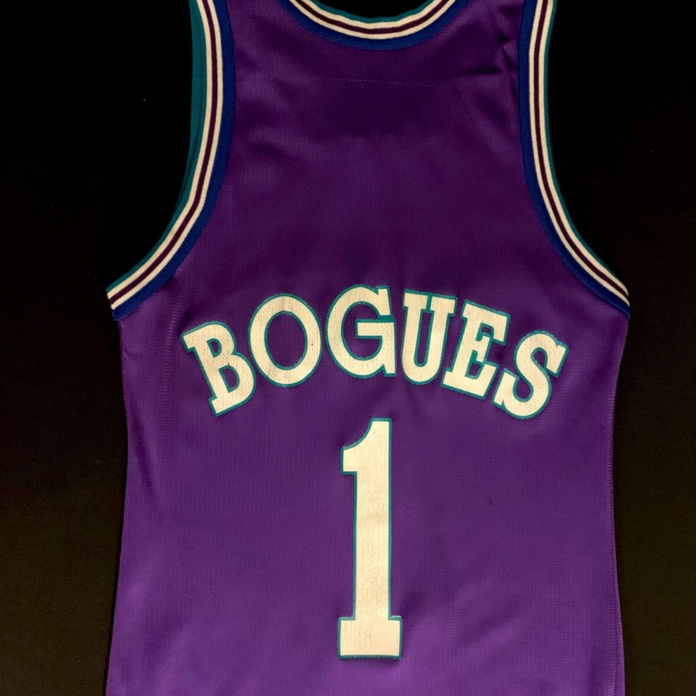 SOLD Vintage Champion Muggsy Bogues Charlotte Hornets #1 Purple Alternate Jersey - Picture 2 of 4